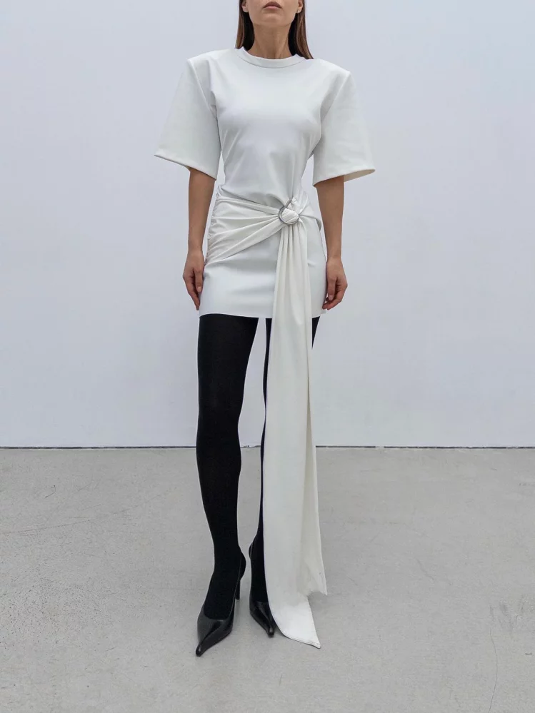 Топ-5 вечерних образов на весну и лето