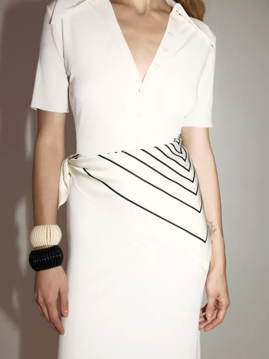 Платок AUTOGRAPH