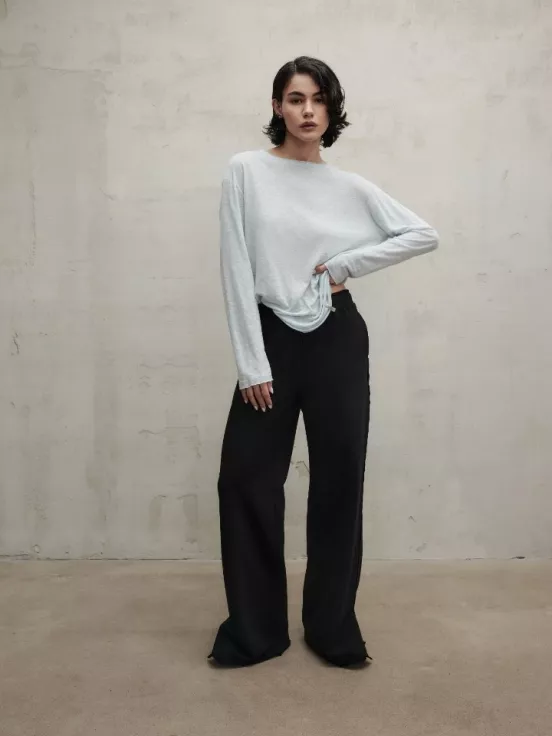 Лонгслив TRINITY за 12 900 рублей