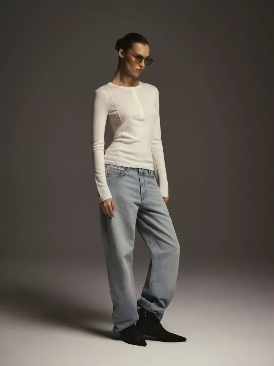 Джемпер NARRATOR цвет молочный за 17 100 рублей