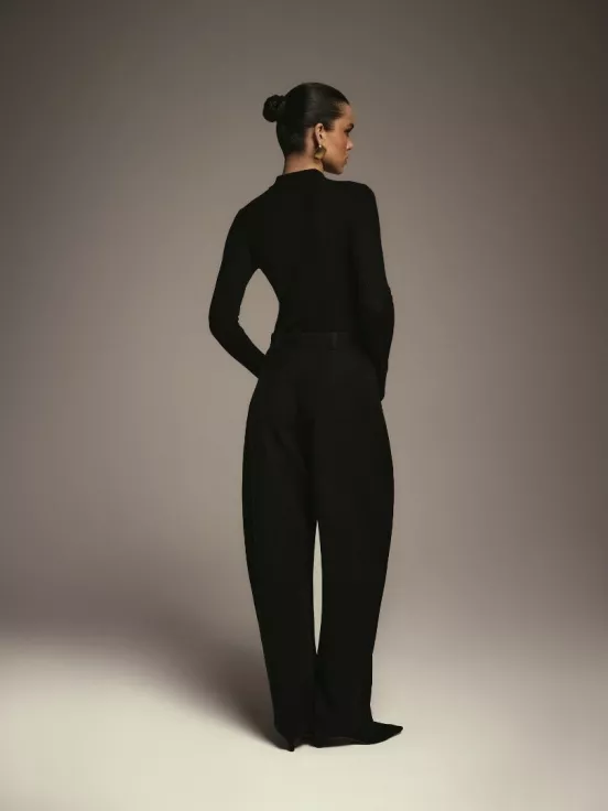 Джемпер CORNERSTONE за 18 900 рублей