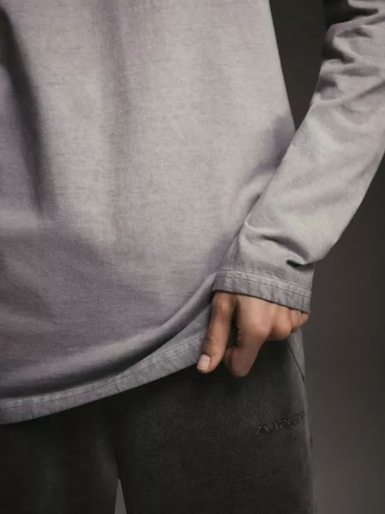 Лонгслив COWORKER