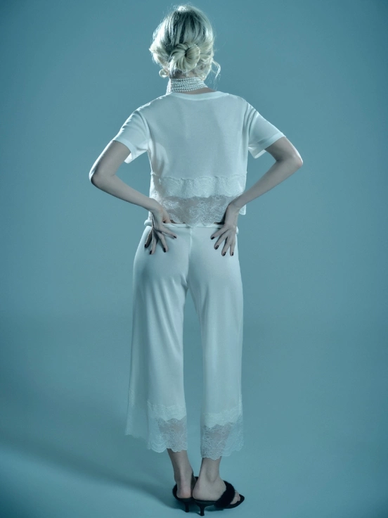 Футболка INTERLUDE