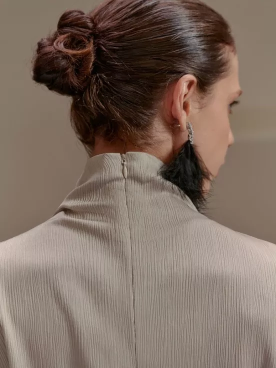 Блуза INVERSION цвет серо-бежевый за 23 500 рублей