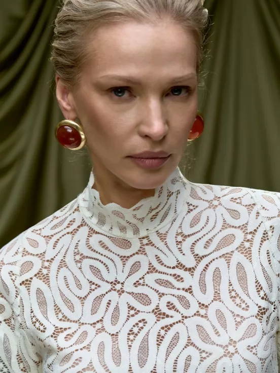 Купить Боди MIRAGE цвет молочный за 25 900 рублей