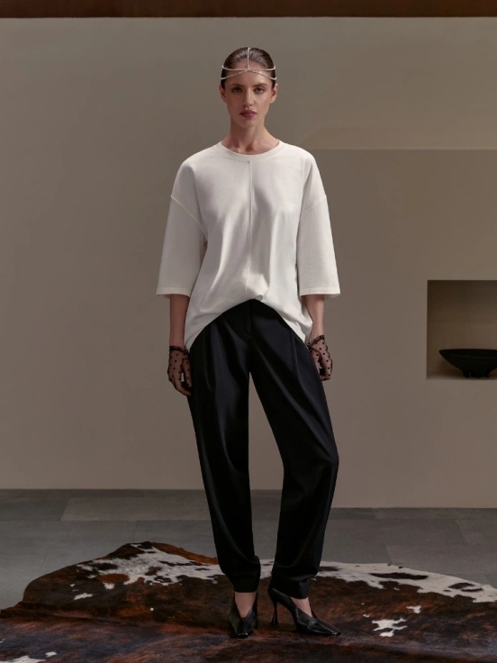 Футболка HANDY