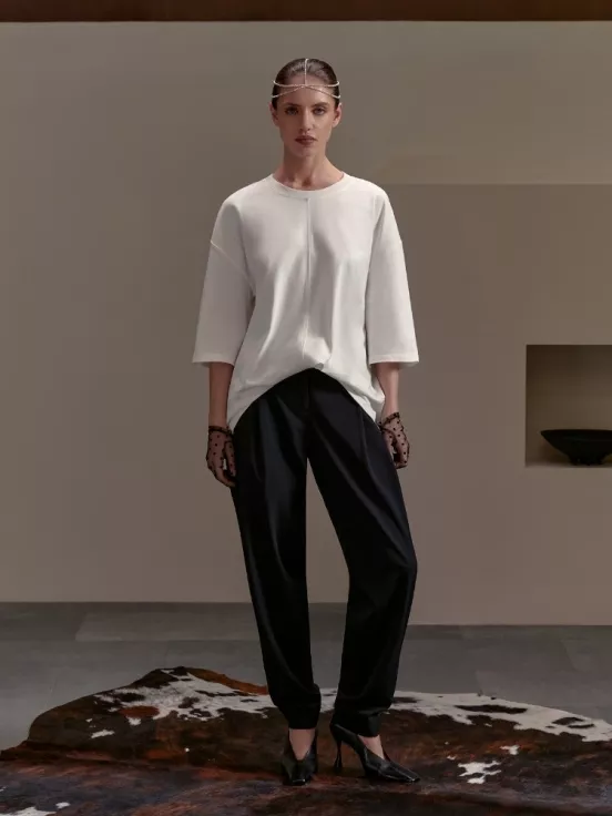 Футболка HANDY