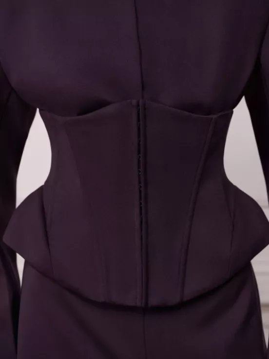 Корсет COME TO ME цвет винный за 40 088 рублей