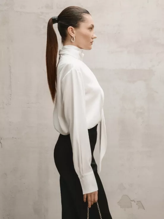 Блуза NEW SAINT цвет белый за 17 500 рублей