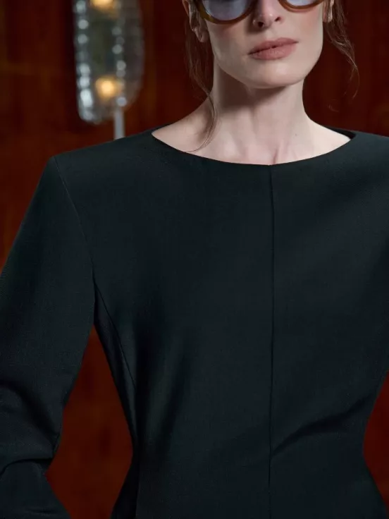 Платье AMANDINE цвет черный за 36 900 рублей