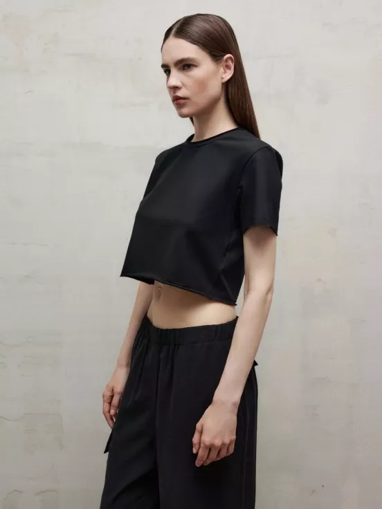 Купить Футболка CUT T-SHIRT цвет черный за 3 100 рублей