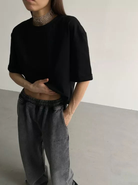 Футболка BASIC T-SHIRT за 3 900 рублей