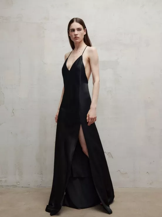 Платье KATE цвет черный за 21 900 рублей