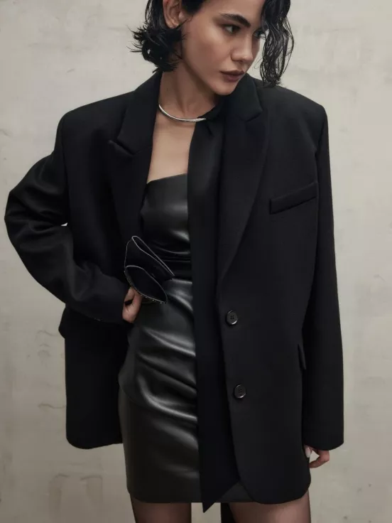 Платье COURAGE цвет черный за 24 900 рублей