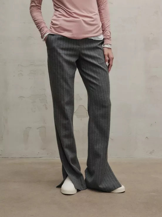 Брюки SCHOOL цвет серый за 19 500 рублей