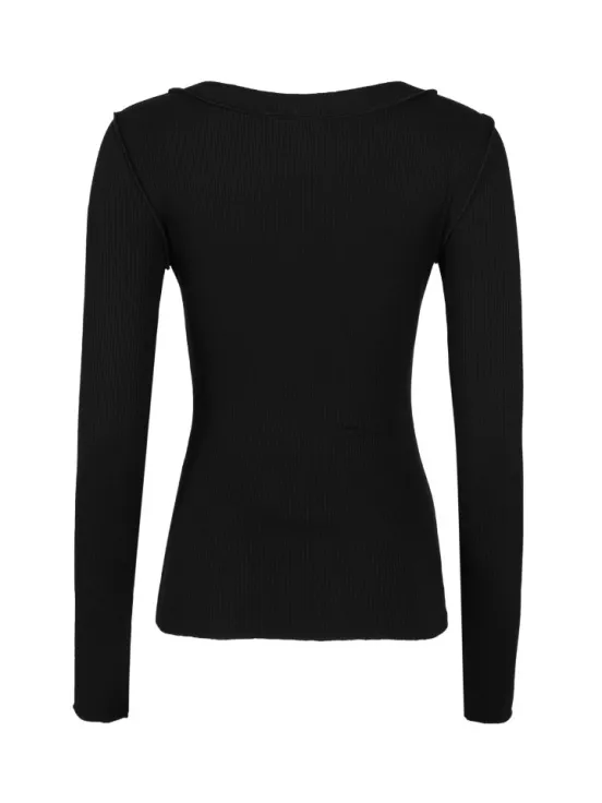 Лонгслив EVERYDAY за 8 500 рублей