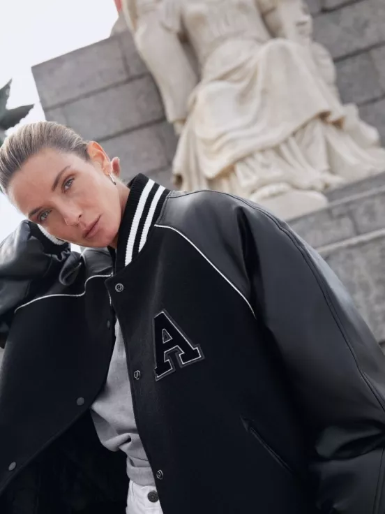 Купить Бомбер А цвет черный за 38 000 рублей