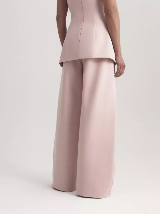 Брюки со складками PINK SORBET за 22 000 рублей