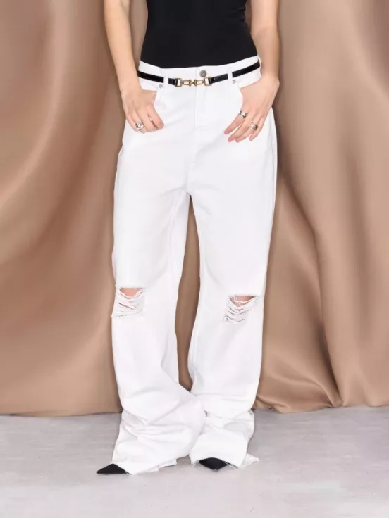 Джинсы ZNOI за 19 900 рублей