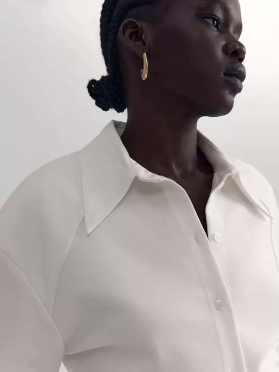 Купить Рубашка CLAUDIUS цвет молочный за 15 900 рублей