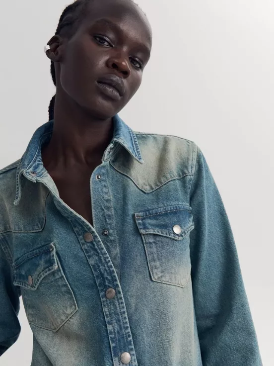 Купить Рубашка DOUBLE цвет зелено-голубой за 28 900 рублей