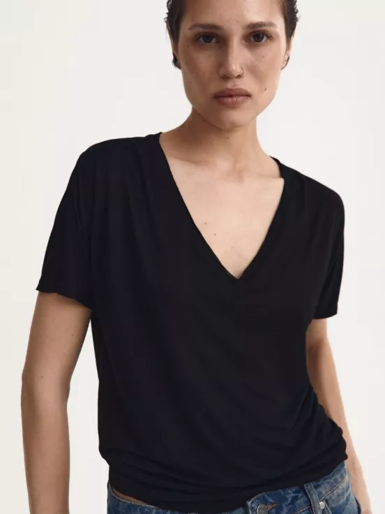 Футболка TRIANGLE BLACK