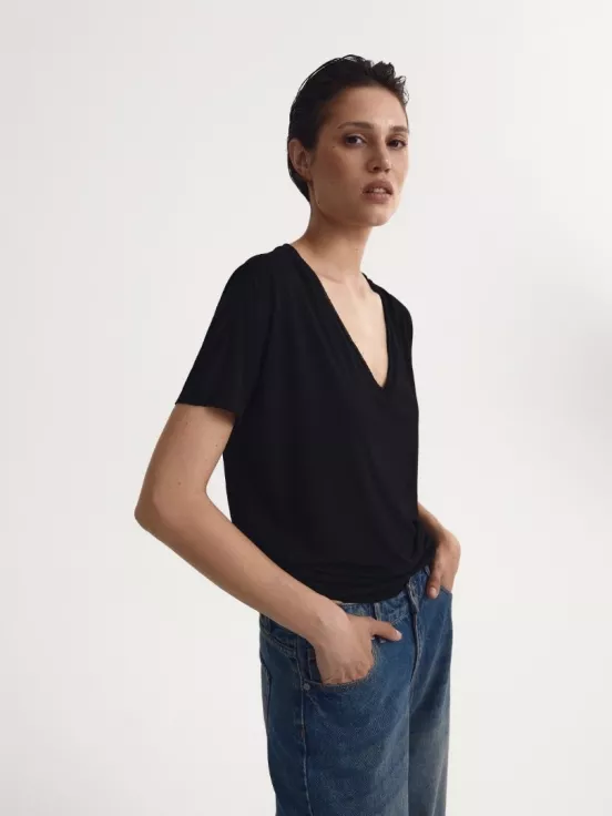 Футболка TRIANGLE BLACK