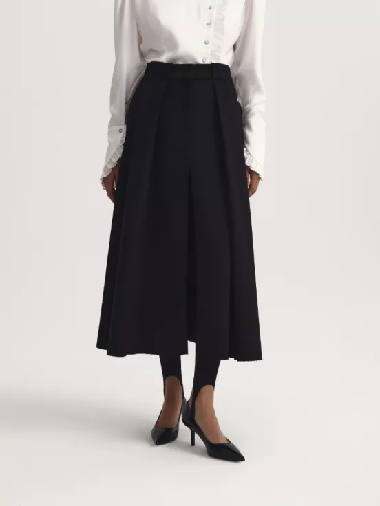 Юбка L'EST за 24 900 рублей