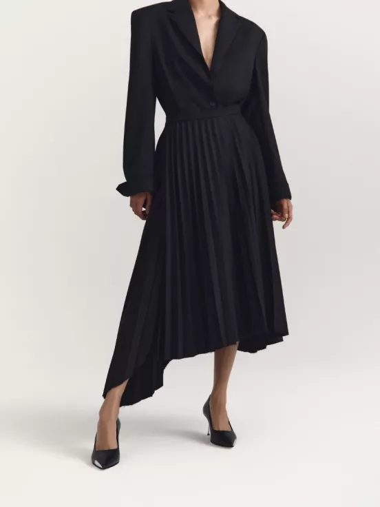 Юбка FEMME цвет черный за 29 900 рублей