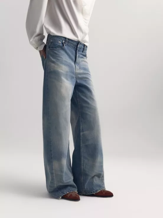 Джинсы LUNAR ROCK за 25 900 рублей