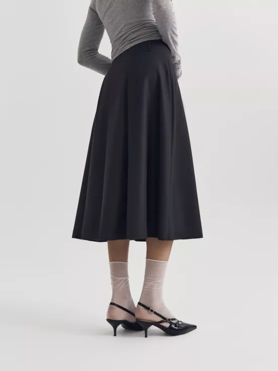 Юбка FIRST TEACHER за 27 900 рублей