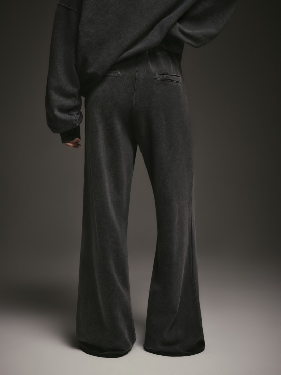 Брюки FUTUR за 19 900 рублей