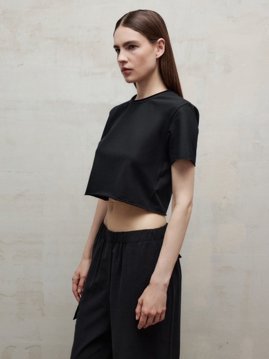 Купить Футболка CUT T-SHIRT цвет черный за 3 100 рублей